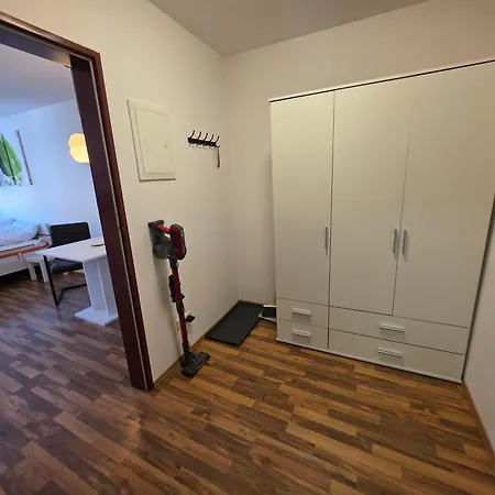 Apartment 51m2 1 Raum Im Zittauer Stadtzentrum Innenstadt Innenring Lage Markt Und Rathaus Naehe *