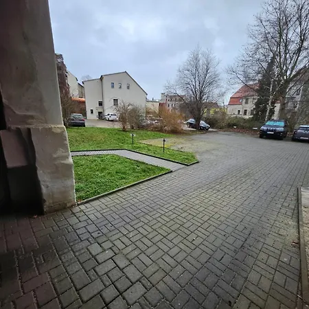51m2 1 Raum Im Zittauer Stadtzentrum Innenstadt Innenring Lage Markt Und Rathaus Naehe *